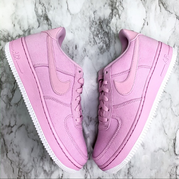 ♥️SOLD♥️Nike Air Force 1 Pink Corduroy Sneaker - Picture 2 of 6